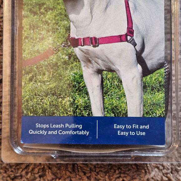 PetSafe Easy Walk No Pull Dog Harness Rasberry/Gray Size Med/Large 40 to 65 lbs - Picture 3 of 9